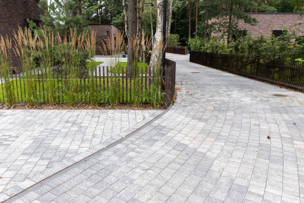 Nida Granit, Palanga