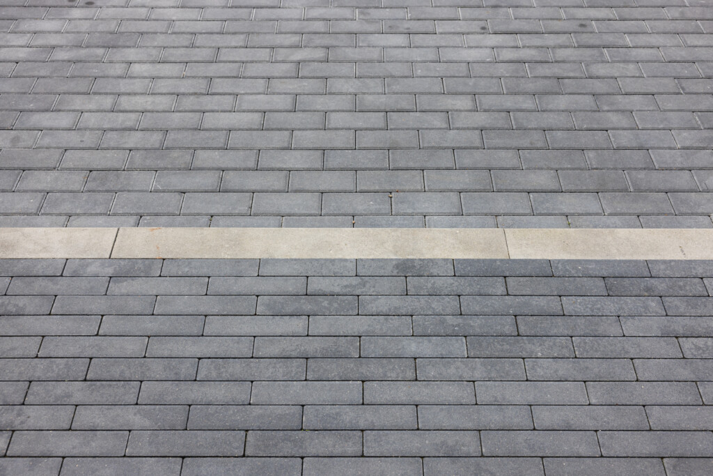 Air Inn, Dito, Prizma